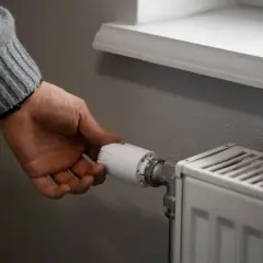 Jak ustawić grzejniki przy pompie ciepła? Uniknij kosztownych błędów!