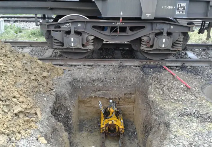 Przewiert pod drogą: Szybka i ekologiczna metoda instalacji
