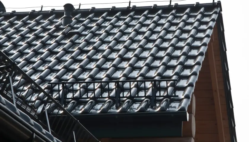 Jak dobrać kominek dachowy? 6 funkcji i 3 popularne rodzaje